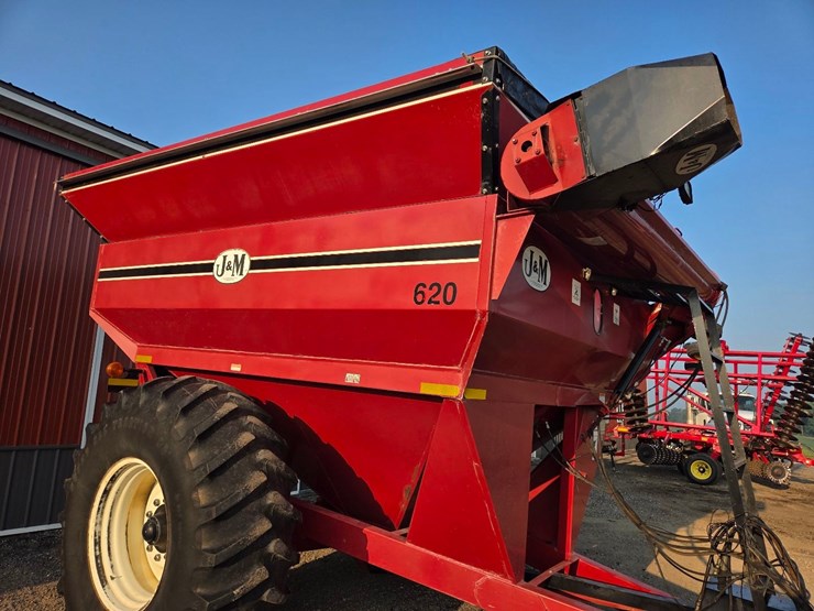j&m-620-grain-cart-image-35