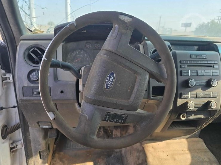 2010-ford-f150-xl-image-10