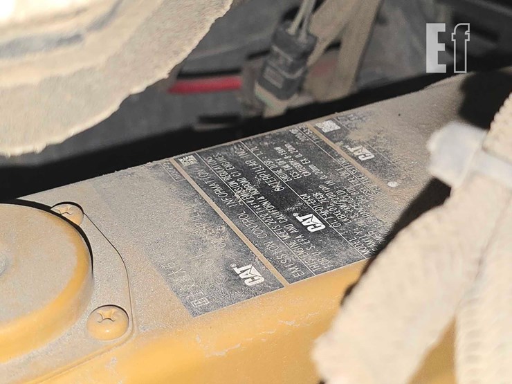 2021-caterpillar-303.5e2-cr-image-27