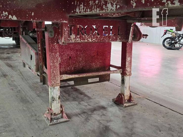 2009-troxell-tanker-image-17