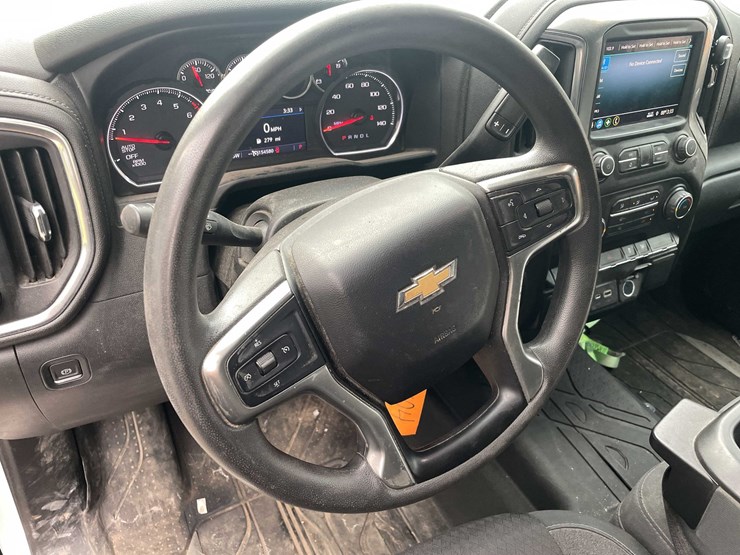2020-chevrolet-1500-image-50