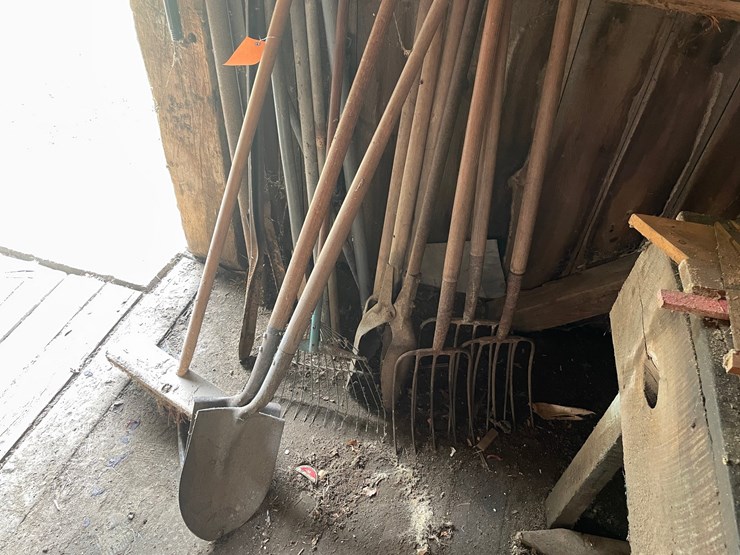 #2316-•-handled-tools-image-6