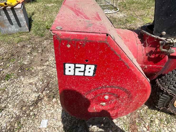 #3321-•-estate-28"-snow-blower-image-9
