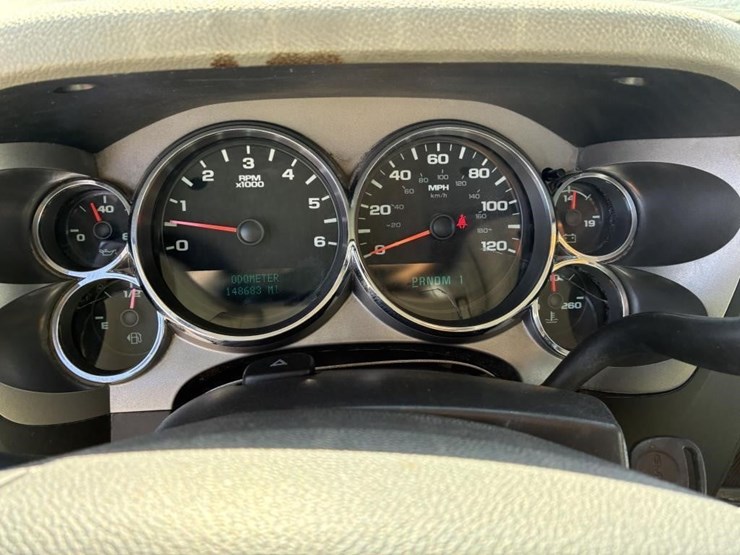 2012-gmc-sierra-2500-image-19