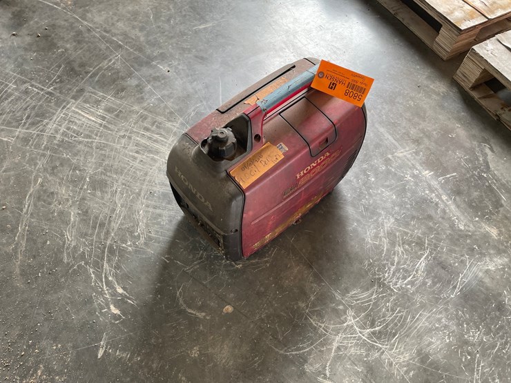 #5808-•-honda-eu2000-generator-image-2