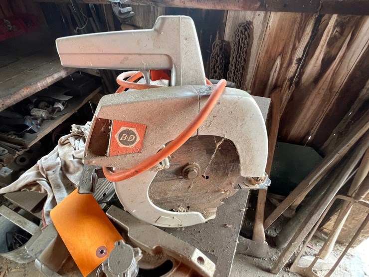 #2338-•-simpson--sears-table-saw-and-black-and-decker-circular-saw-image-8