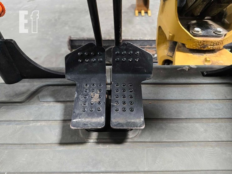 2019-caterpillar-305e2-cr-image-20