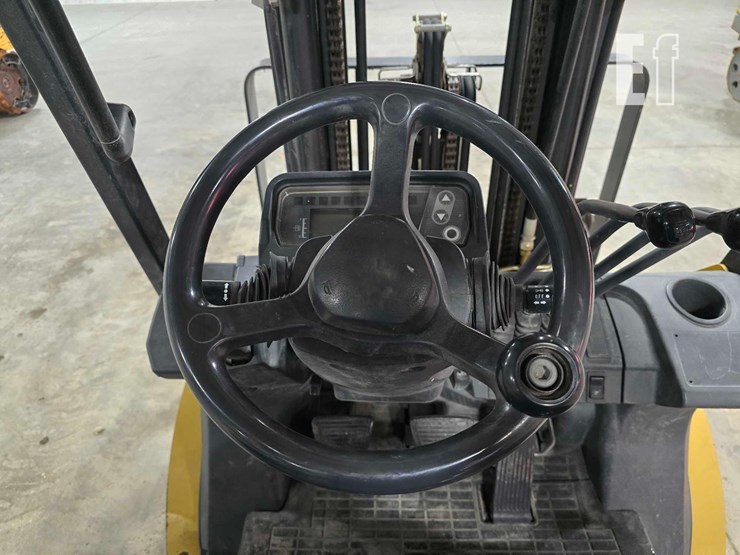 2020-caterpillar-gp25n-image-14
