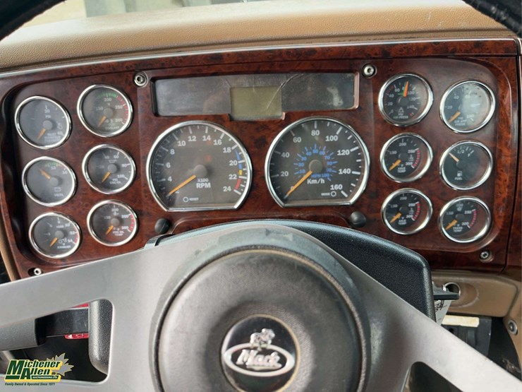 2007-mack-granite-t/a-dump-truck-image-14