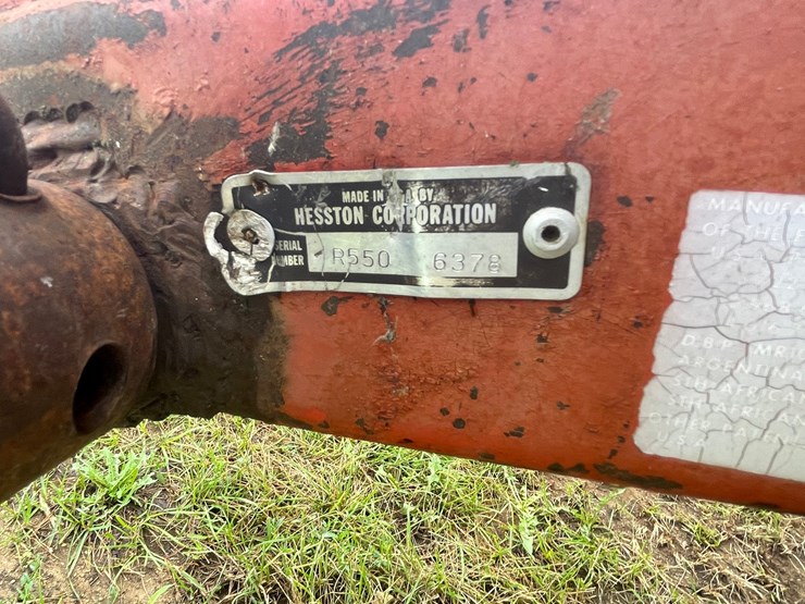 hesston-5500-image-30
