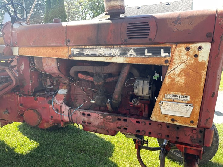 #1020-•-farmall-656-gas-tractor-(augusta,-wi)-image-24
