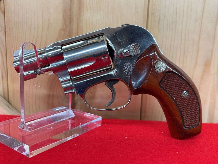 s&w-model-49-.38-special-da-revolver-image-2