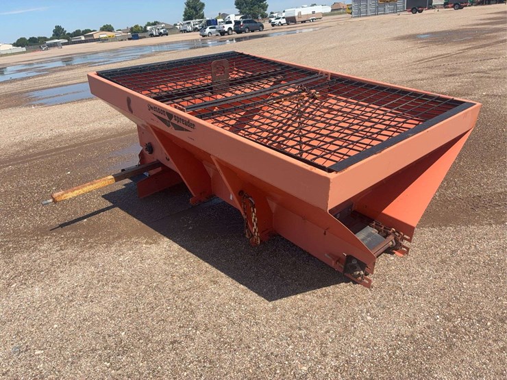 good-roads-2yd-"v"-box-image-2