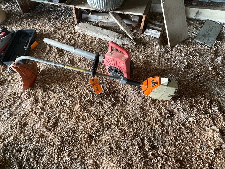 #2290-•-stihl-fs36-weed-wacker-and-dayton-leaf-blower-image-1