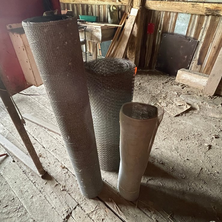 #2326 • (3) Rolls of Various Fencing