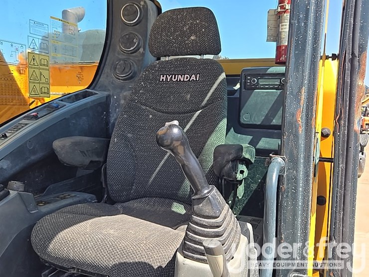 hyundai-hx235-lcr-image-60