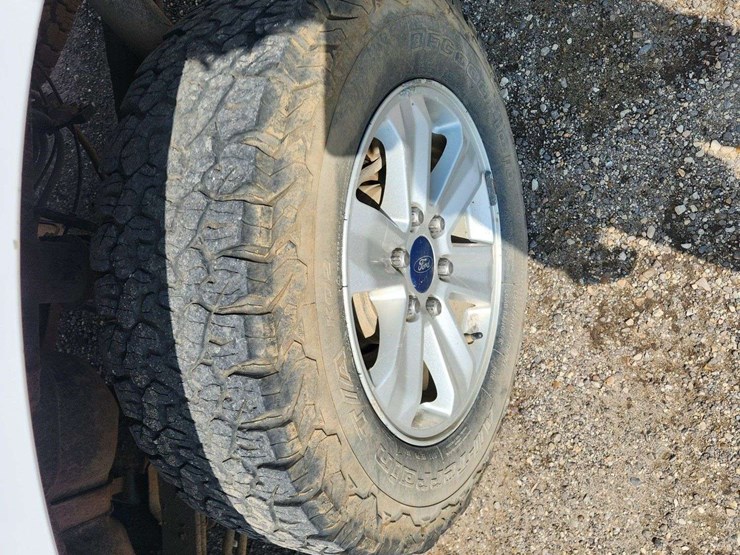 2015-ford-6.5-ft-image-11