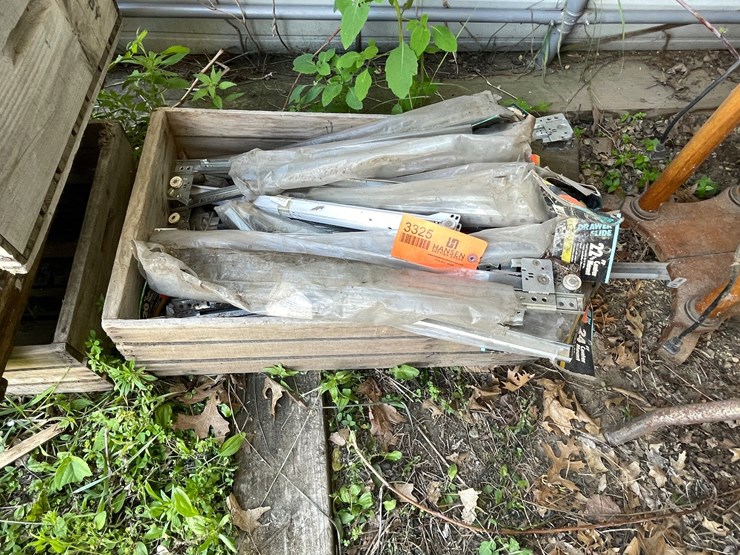 #3325-•-new-drawer-slides-image-1