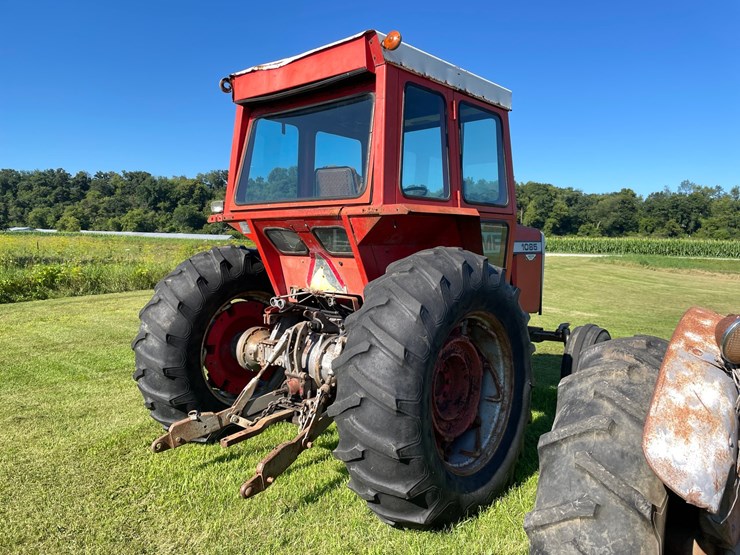 massey-ferguson-1085-image-4