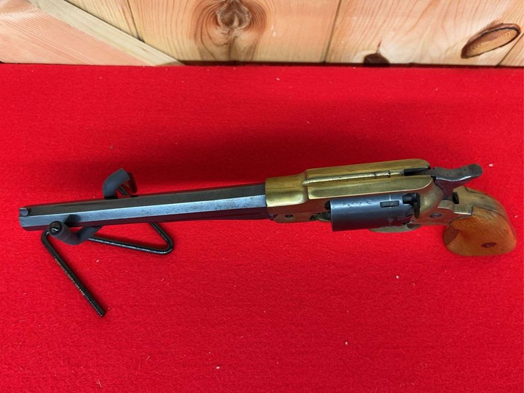 f.i.e.-blackpowder-.44-caliber-sa-revolver-image-3