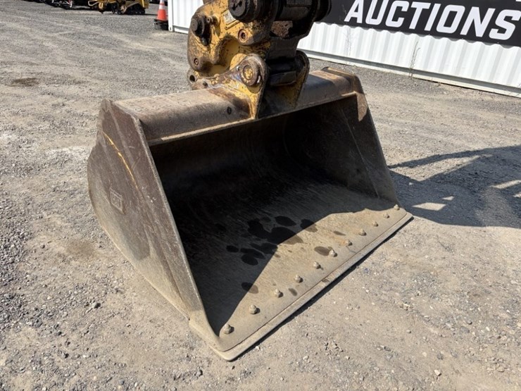 2004-caterpillar-312-image-9