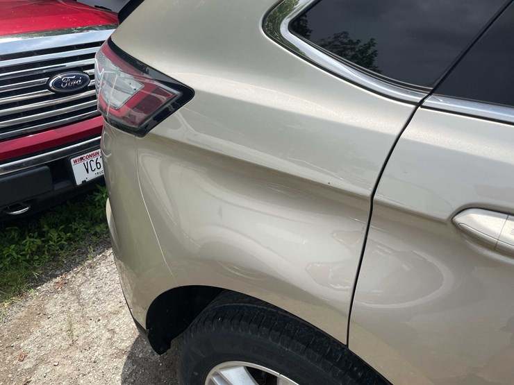 2018-ford-edge-sel-image-23