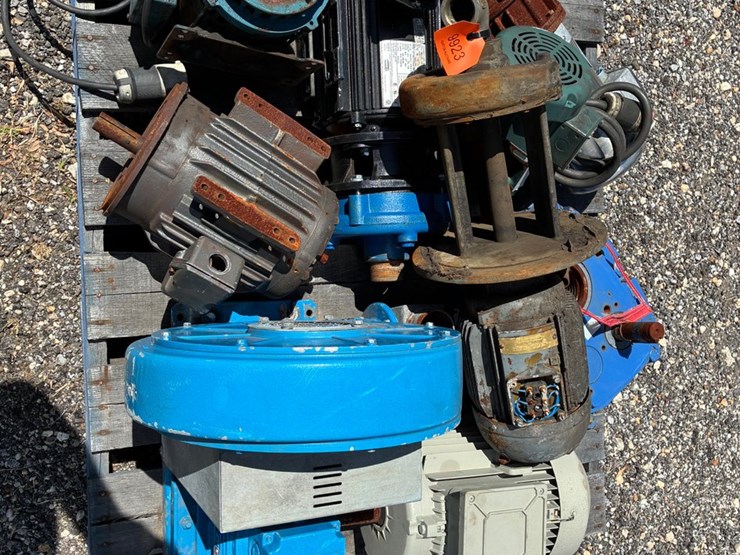 #9923-•-electric-motors-and-gear-boxes-image-1