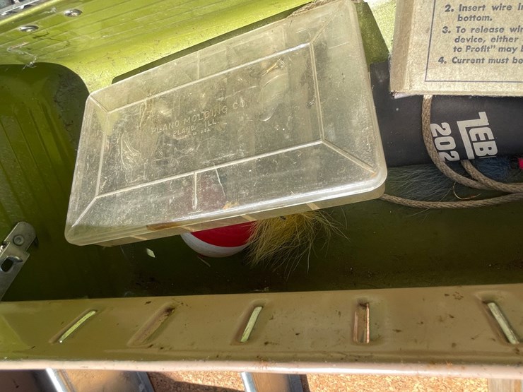 #3304-•-vintage-metal-tackle-boxes-with-contents-image-15