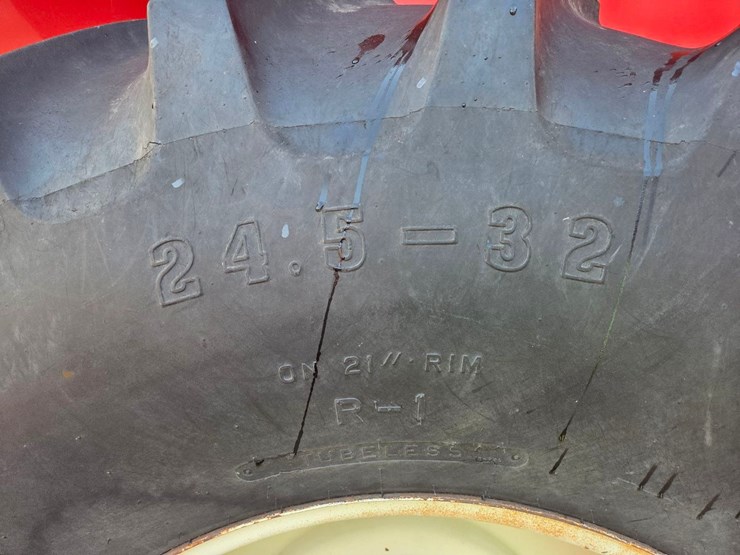 j&m-620-grain-cart-image-16
