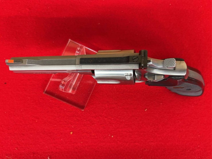 s&w-model-686-2-.357-magnum-da-revolver-image-3