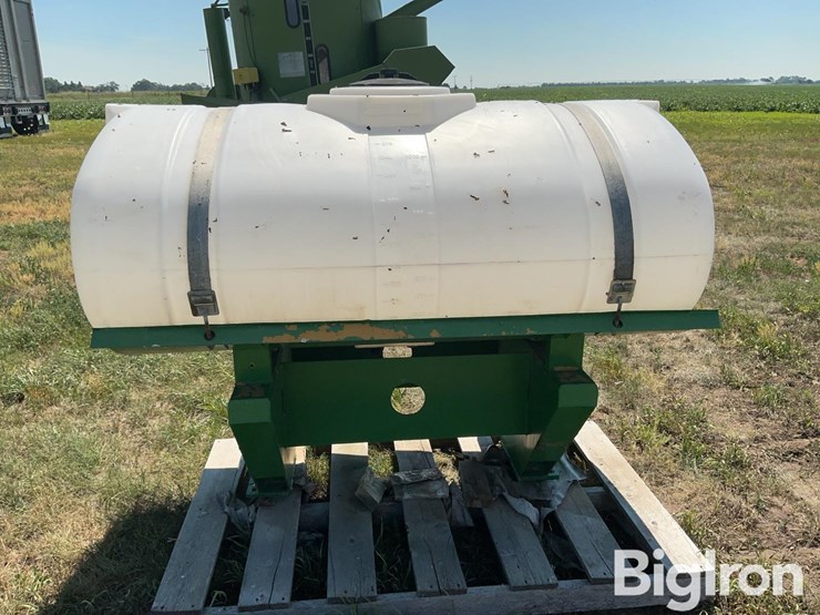 300-gal-poly-tank-image-4