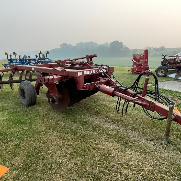 #2262 • Miller C-Series Offset Disk Harrow
