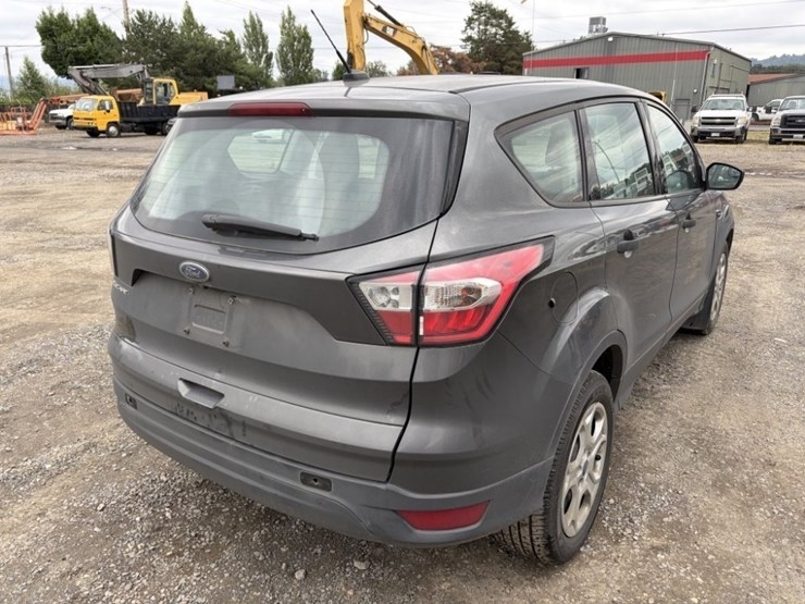 2017-ford-escape-image-4