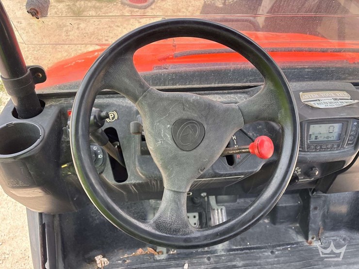 2019-kubota-rtv-x900-image-12