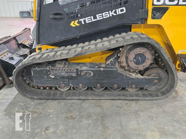 2020-jcb-3ts-8t-image-21
