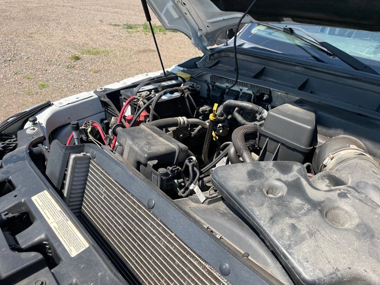 #5816-•-2011-ford-pickup-truck-(sells-with-paperwork-to-obtain-title)-image-33