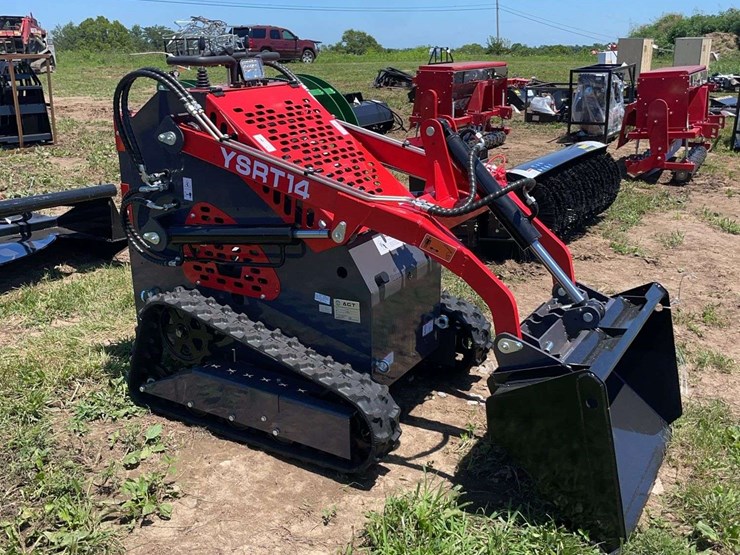 agt-ysrt14-mini-skid-steer-image-1