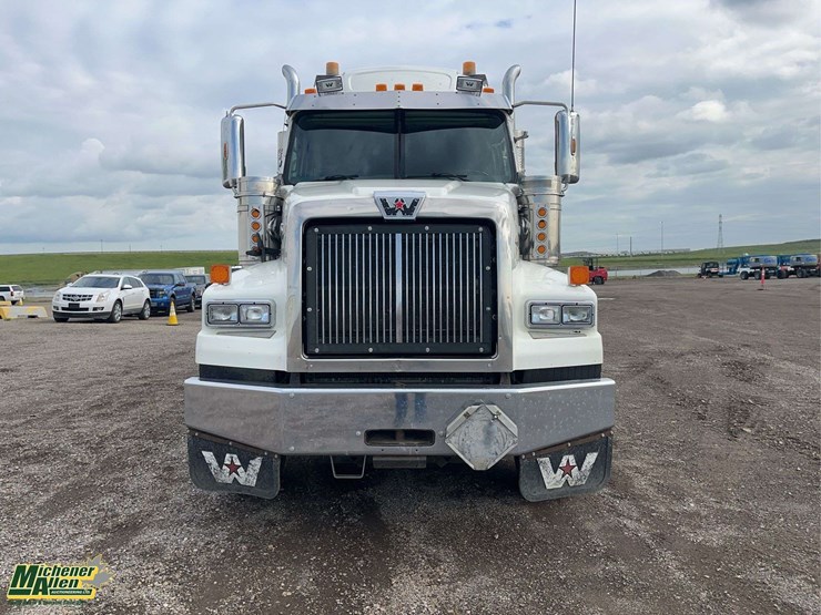 western-star-4900-image-8