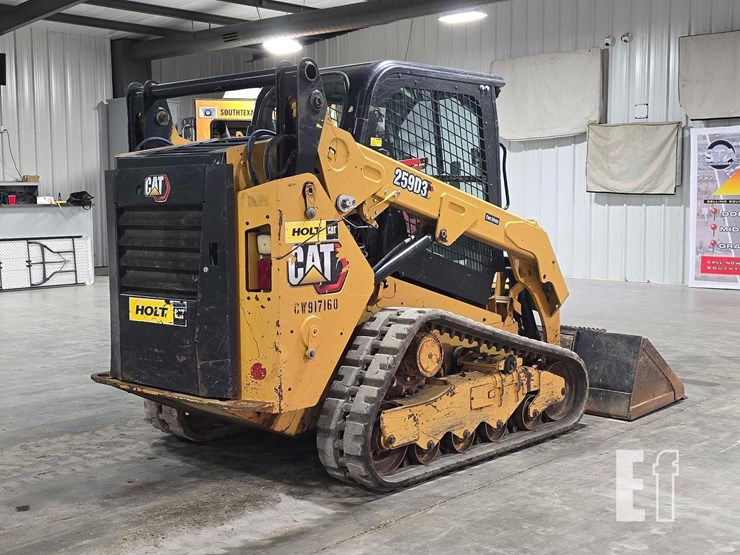 2022-caterpillar-259d3-image-3
