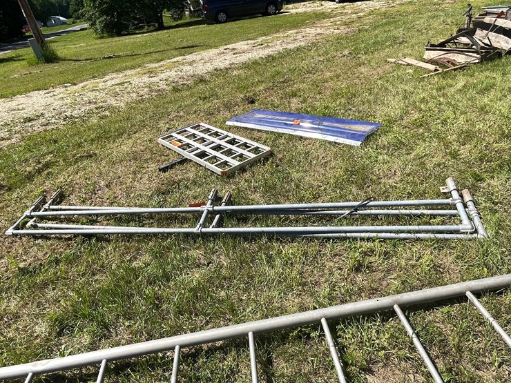 #3230-•-10'-metal-rails-image-6