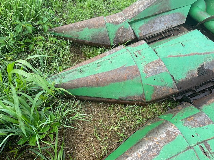 #1935-•-john-deere-(4)-row-corn-head-image-14