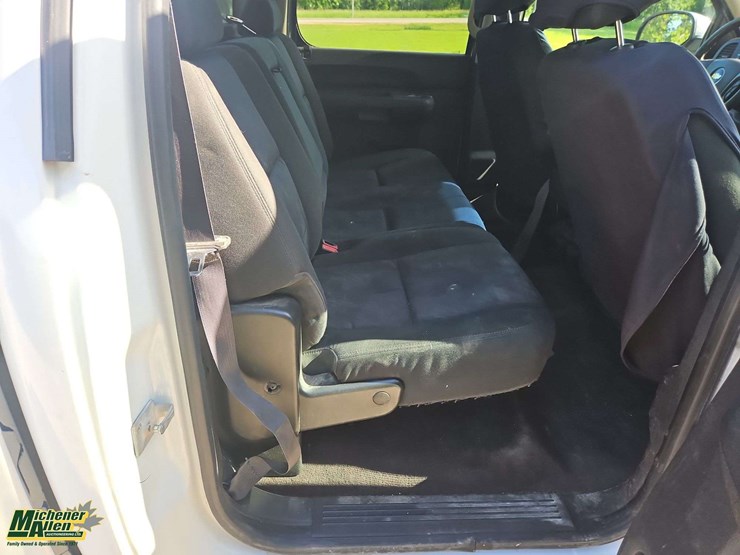 2013-chevrolet-silverado-1500-image-28