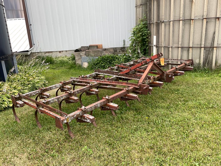 #2260-•-cultivator-image-3
