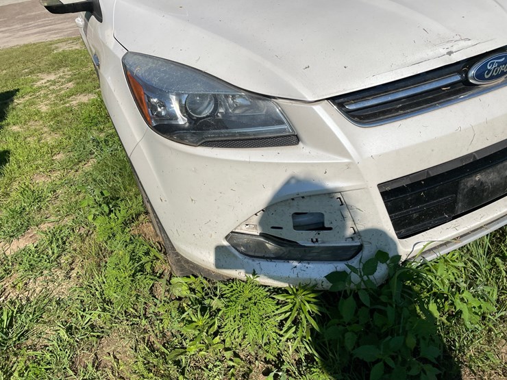 2014-ford-escape-titanium-image-14