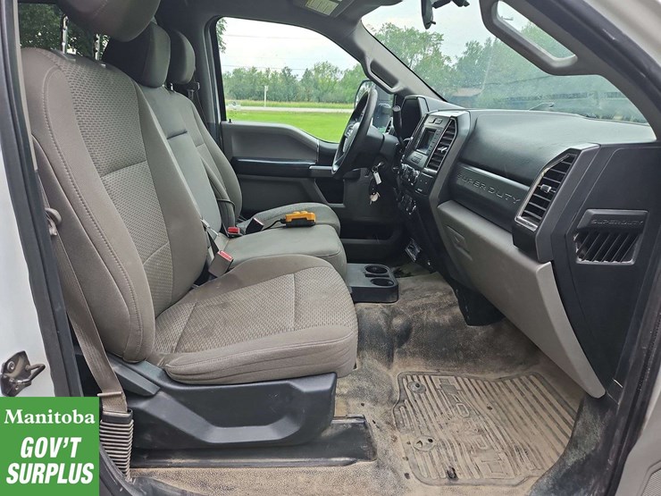 2017-ford-f350-image-26