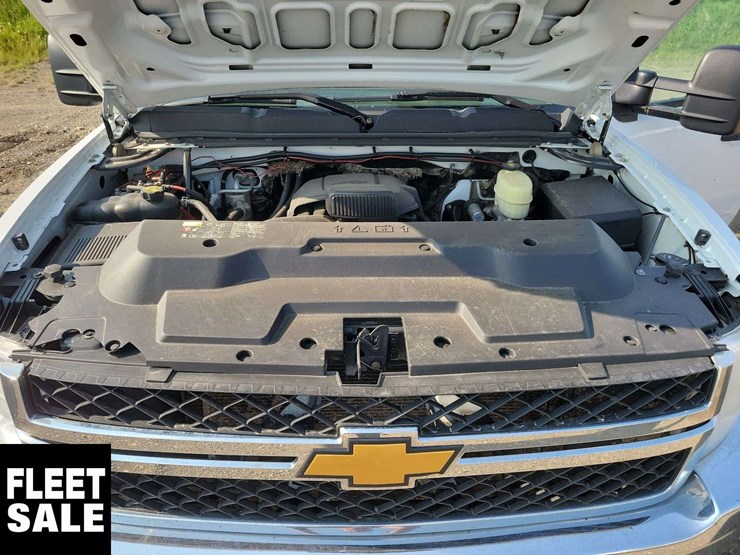 2013-chevrolet-silverado-3500hd-lt-image-52