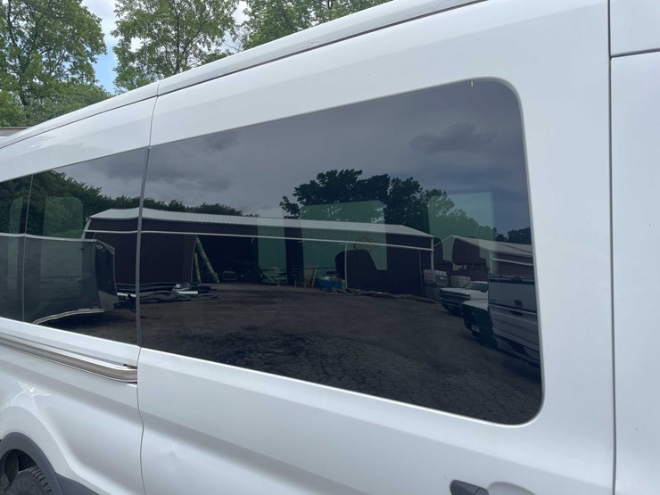 2018-ford-transit-image-22