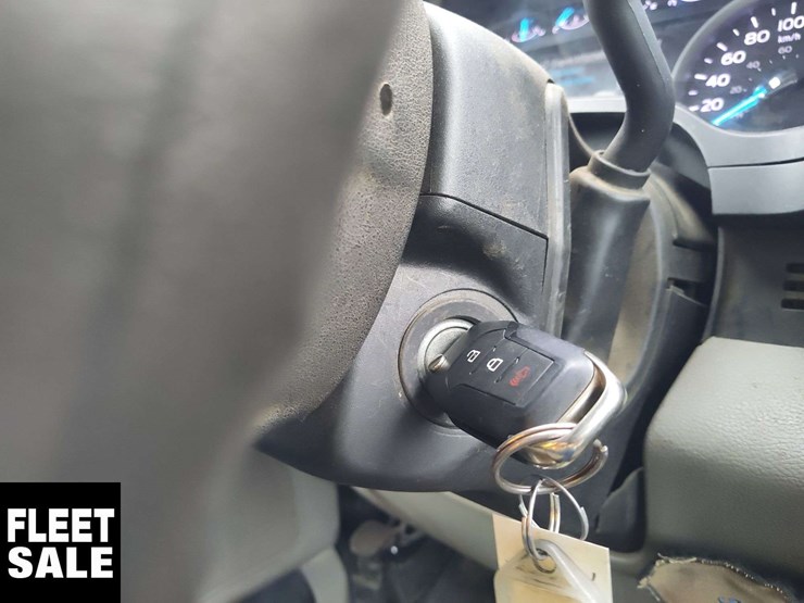 2021-ford-f550-image-23