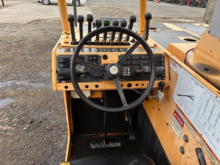 2009-broderson-1c-80-1h-mini-crane-image-13