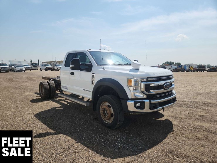 2022-ford-f550-image-2